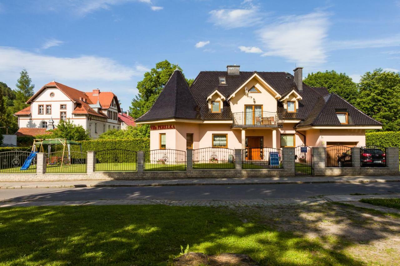 Willa Perelka Kudowa Zdroj Exterior photo